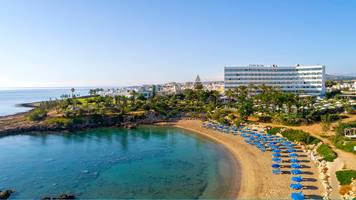 Hotel Crystal Springs Beach