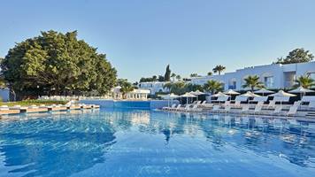 Hotel So Nice Club Resort