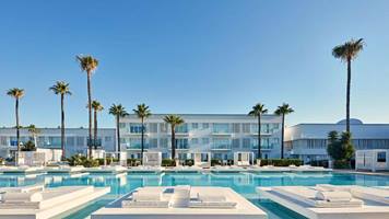 Hotel So White Club Resort