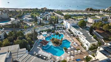 Hotel Kiotari Miraluna